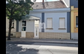 MH780, Székesfehérvár ( belváros közeli ) iroda / üzlethelyiség kiadó! 